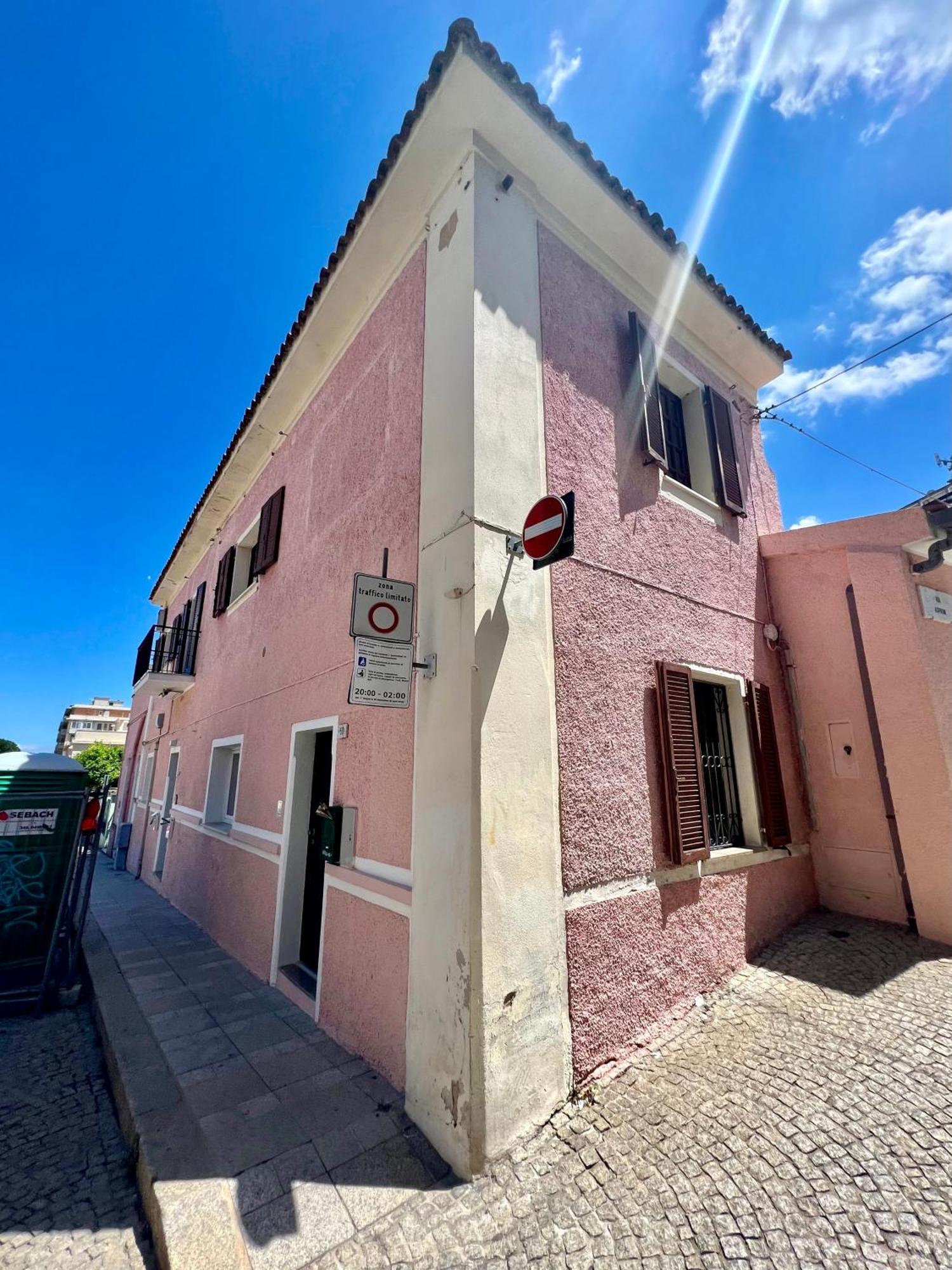Hidden Gem - Luxury Garibaldi - Perfect For Couples - Fully Equipped - Historical Centre * Olbia